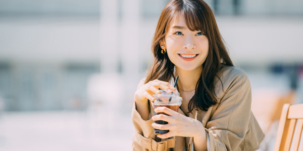 女性
