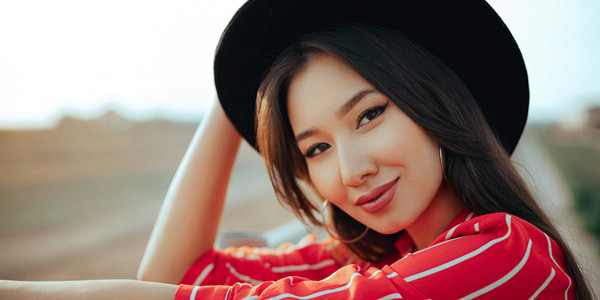 女性