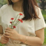 女性